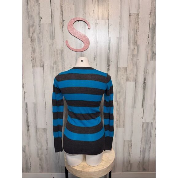 Bongo stripped long sleeve blouse size small - Picture 5 of 6